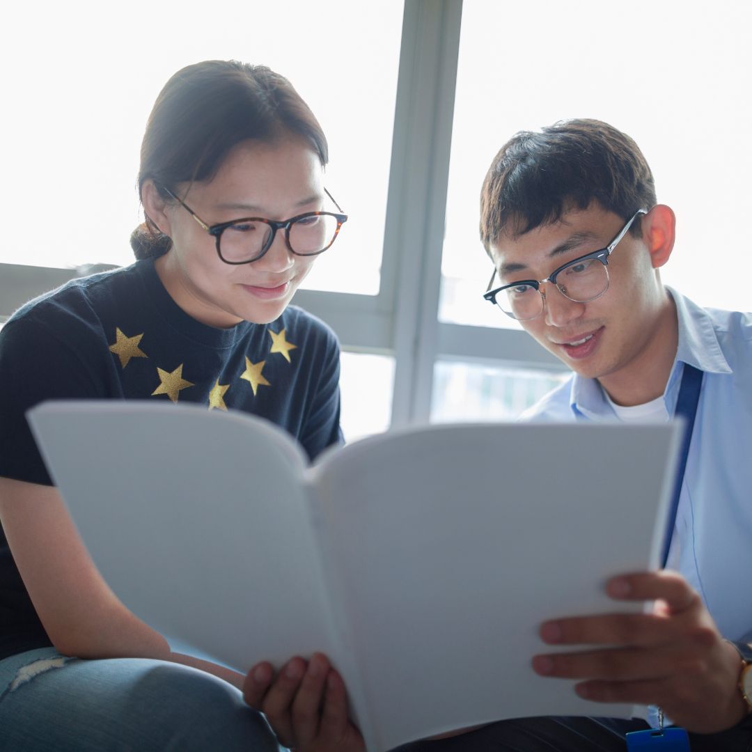 From Foundation to Mastery: The Journey with O Level and A Level Chemistry Tuition